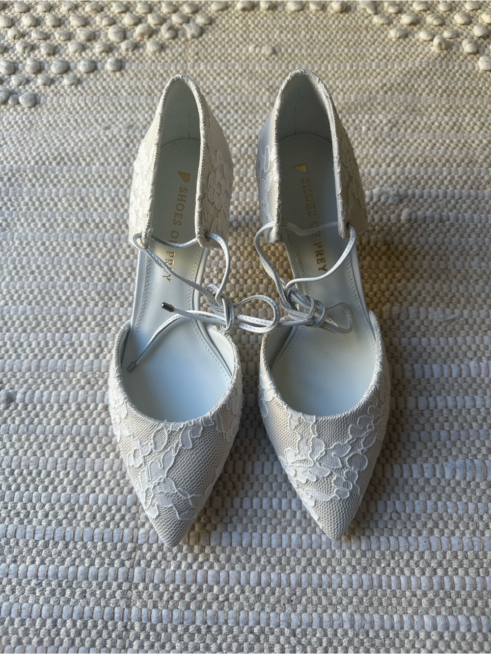 Shoes of Prey White Lace Wedding 2 Inch Heels Size 7